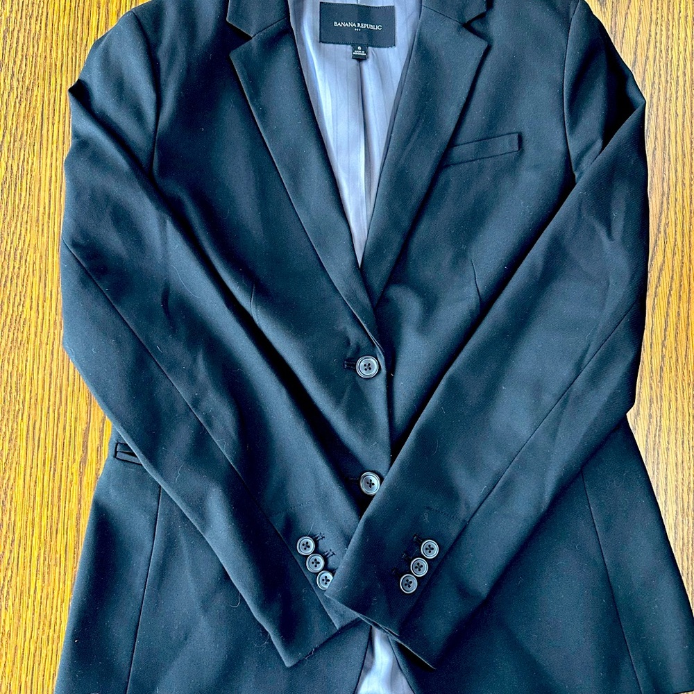 Banana Republic Black fitted Blazer